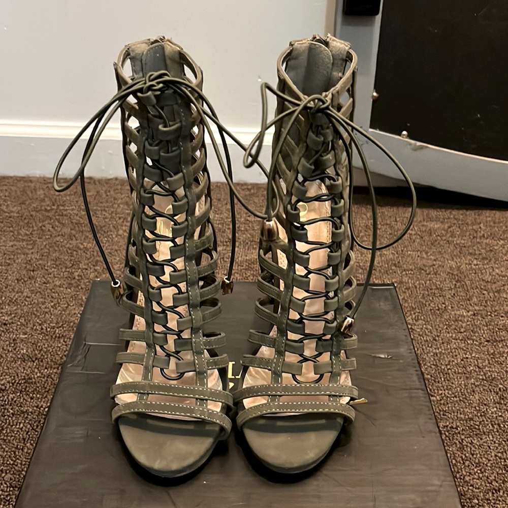 Olive Green🫒Size 6